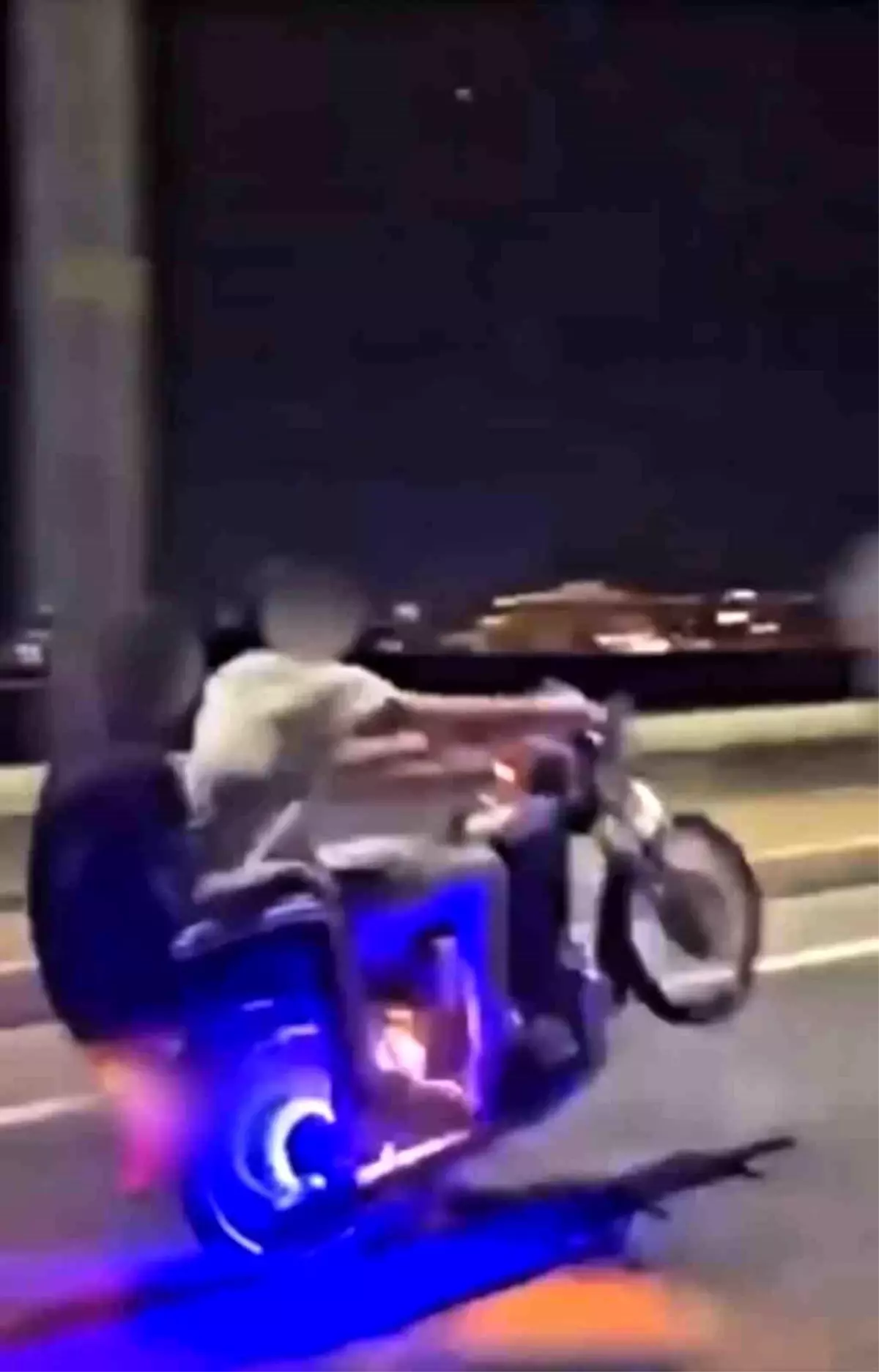 Tek Tekerle Seyir Eden Sürücü Yakalandı