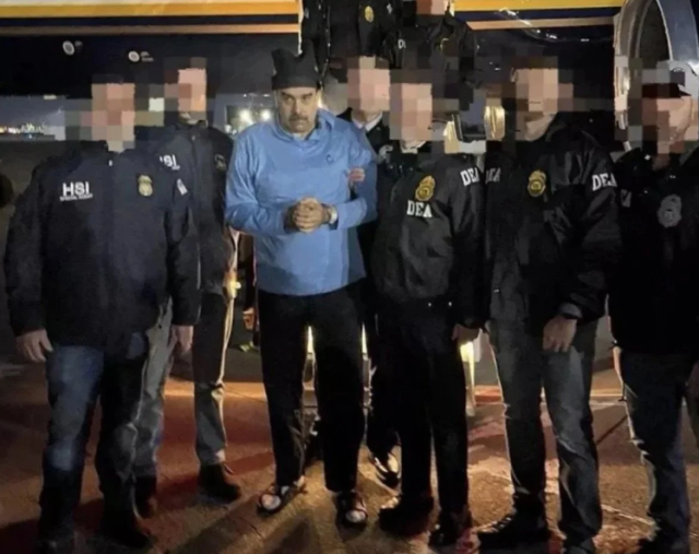 Operasyonun detayları ortaya çıktı! Maduro güvenli odaya kaçmaya çalışmış