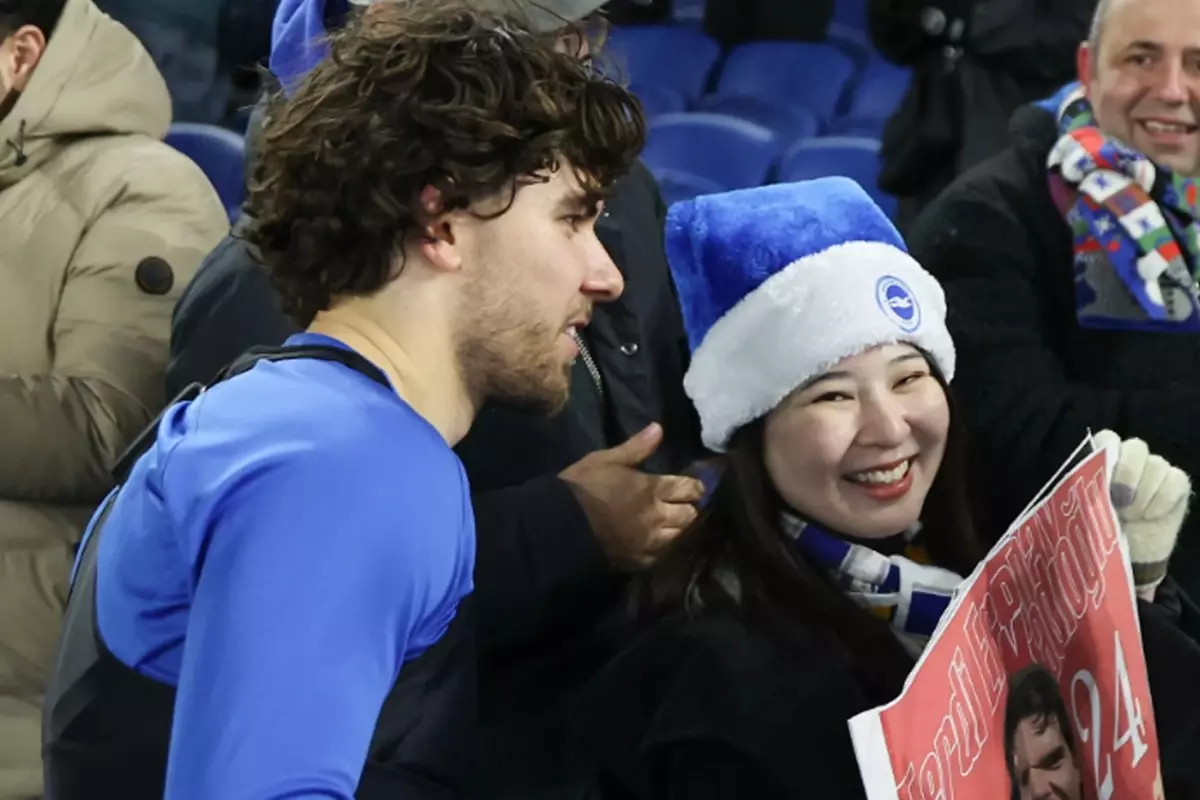 Paylaşımları görmeniz lazım! Ferdi Kadıoğlu İngiltere\'ye damga vurdu