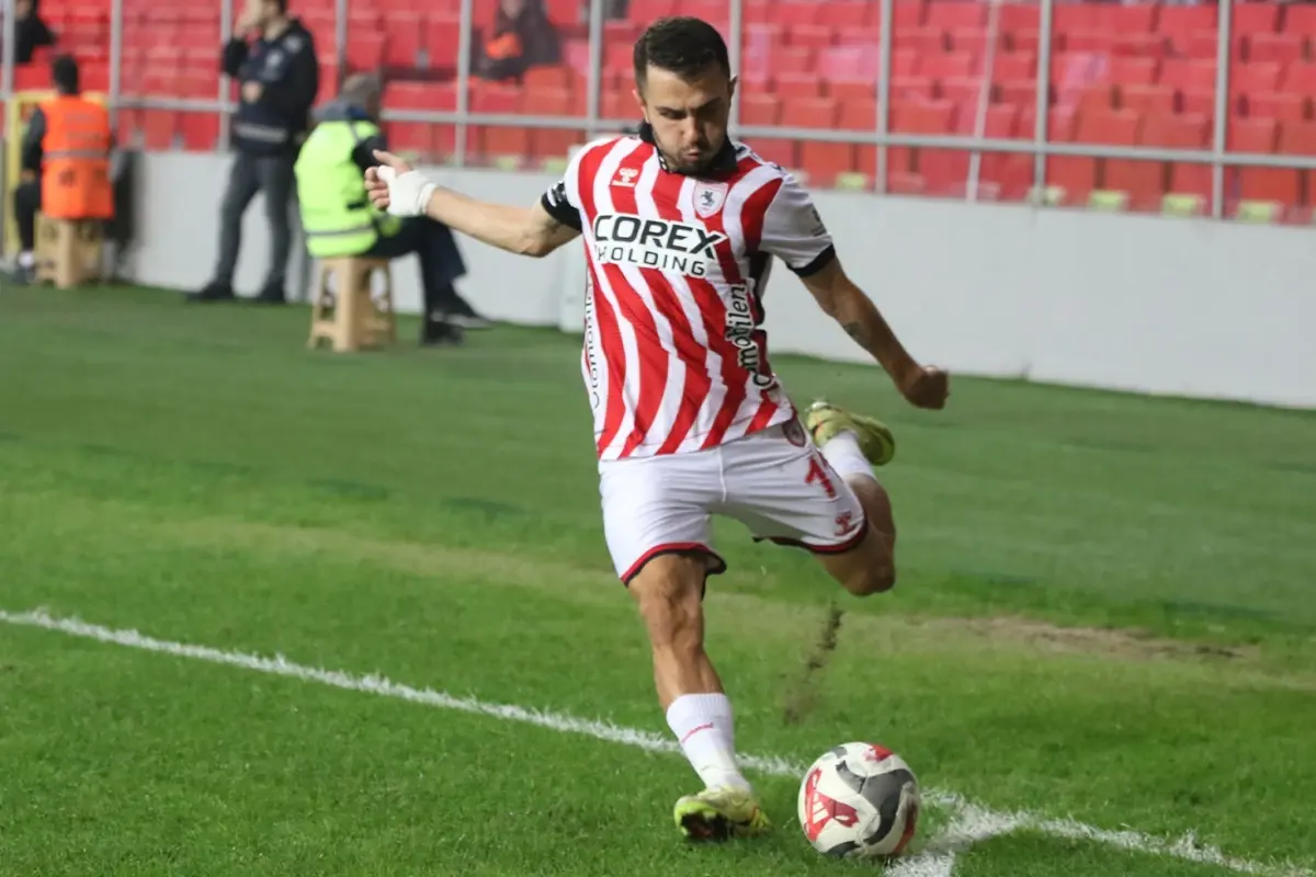 Samsunspor\'a Fenerbahçe maçı öncesi Emre Kılınç\'tan kötü haber