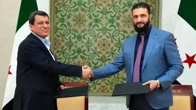 Sdg: Mazlum Abdi Başkanlığındaki Heyet Şam'da Temaslarda Bulunuyor Sdg: Mazlum Abdi Başkanlığındaki Heyet Şam'da Temaslarda Bulunuyor