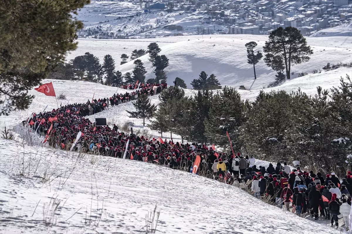 Türkiye, "Bu Toprakta İzin Var" temasıyla Sarıkamış\'ta şehitler için yürüdü