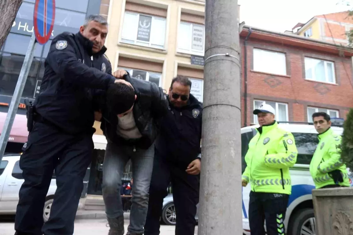 Eskişehir\'de Feci Kaza: Sürücü Tutuklandı