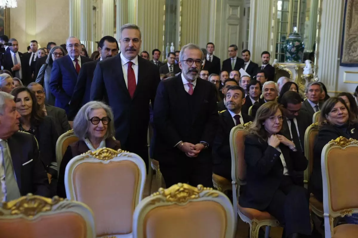 Hakan Fidan, Lizbon\'da Büyükelçiler Konferansı\'na Katıldı