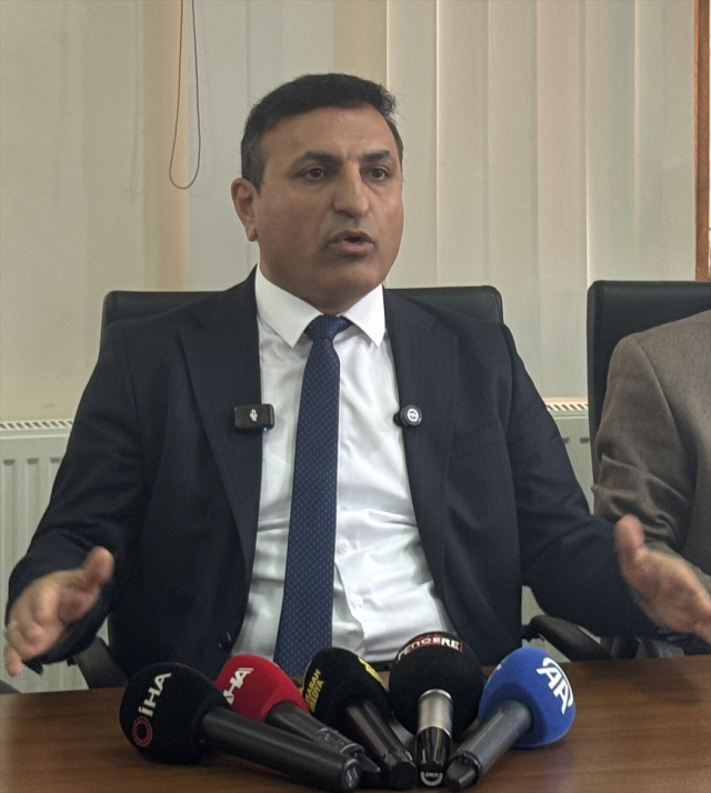 CHP'li başkandan partisine zehir zemberek sözler: Önce rüşvetten yargılananlar hesap versin CHP'li başkandan partisine zehir zemberek sözler: Önce rüşvetten yargılananlar hesap versin