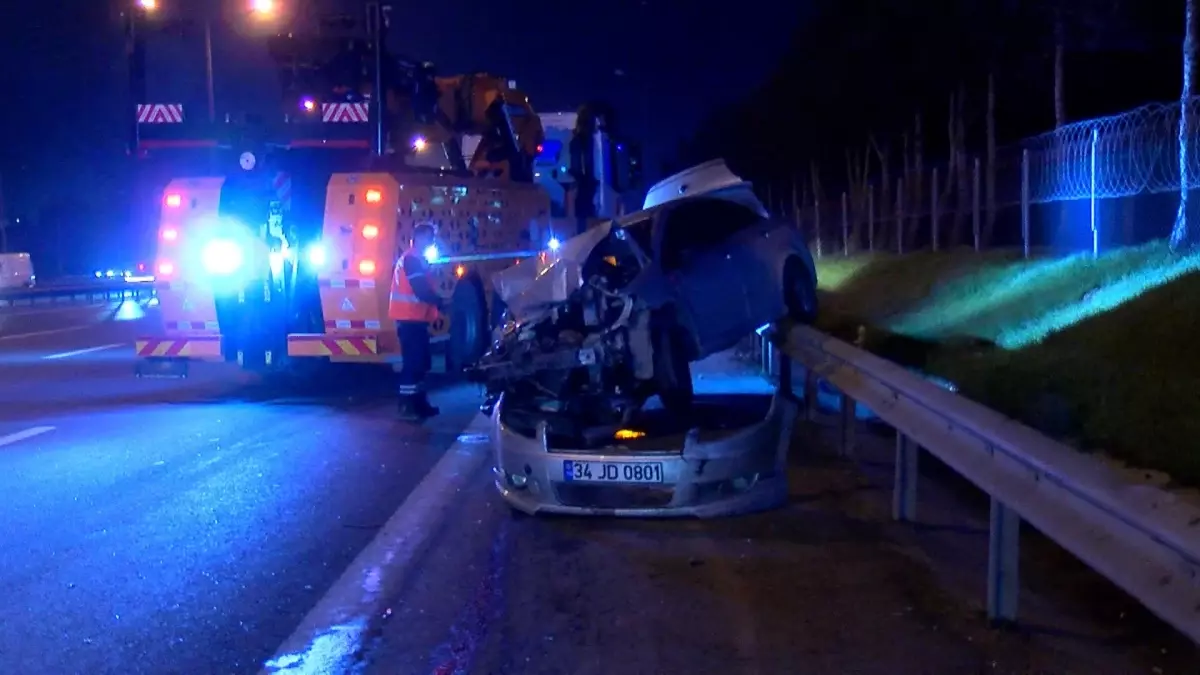 TEM Otoyolu\'nda Kaza: 2 Yaralı