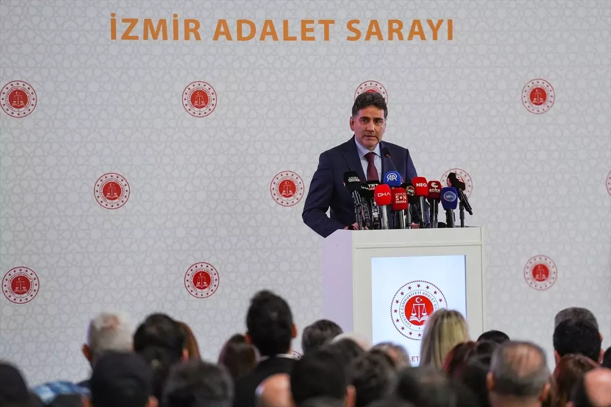 Fethi Sekin ve Musa Can, şehadetlerinin 9. yılında İzmir Adliyesi\'nde anıldı