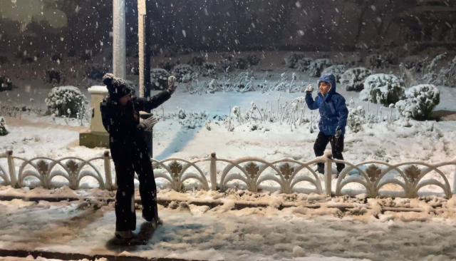 İstanbul'da hava bir anda değişiyor! Kar, fırtına ve sağanak geliyor