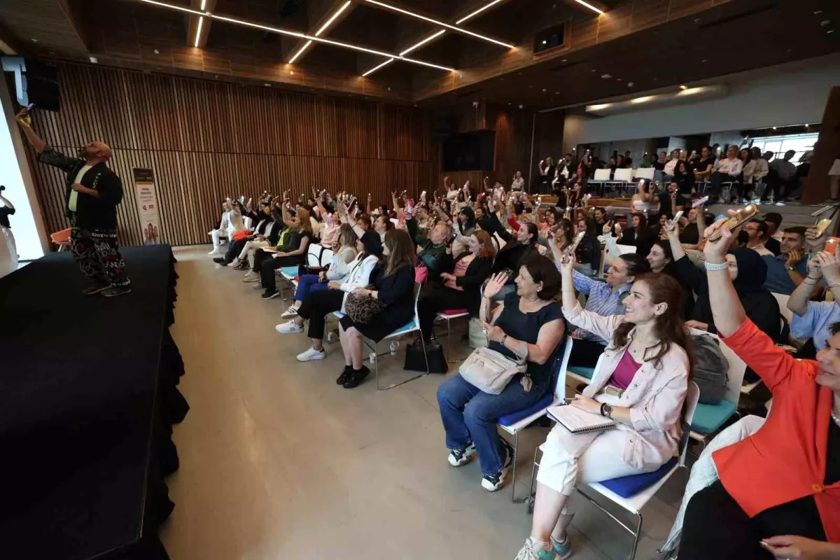 İzQ\'dan rekor yılı: 2025\'te 800 aktif üye, 16 bin 500 katılımcı