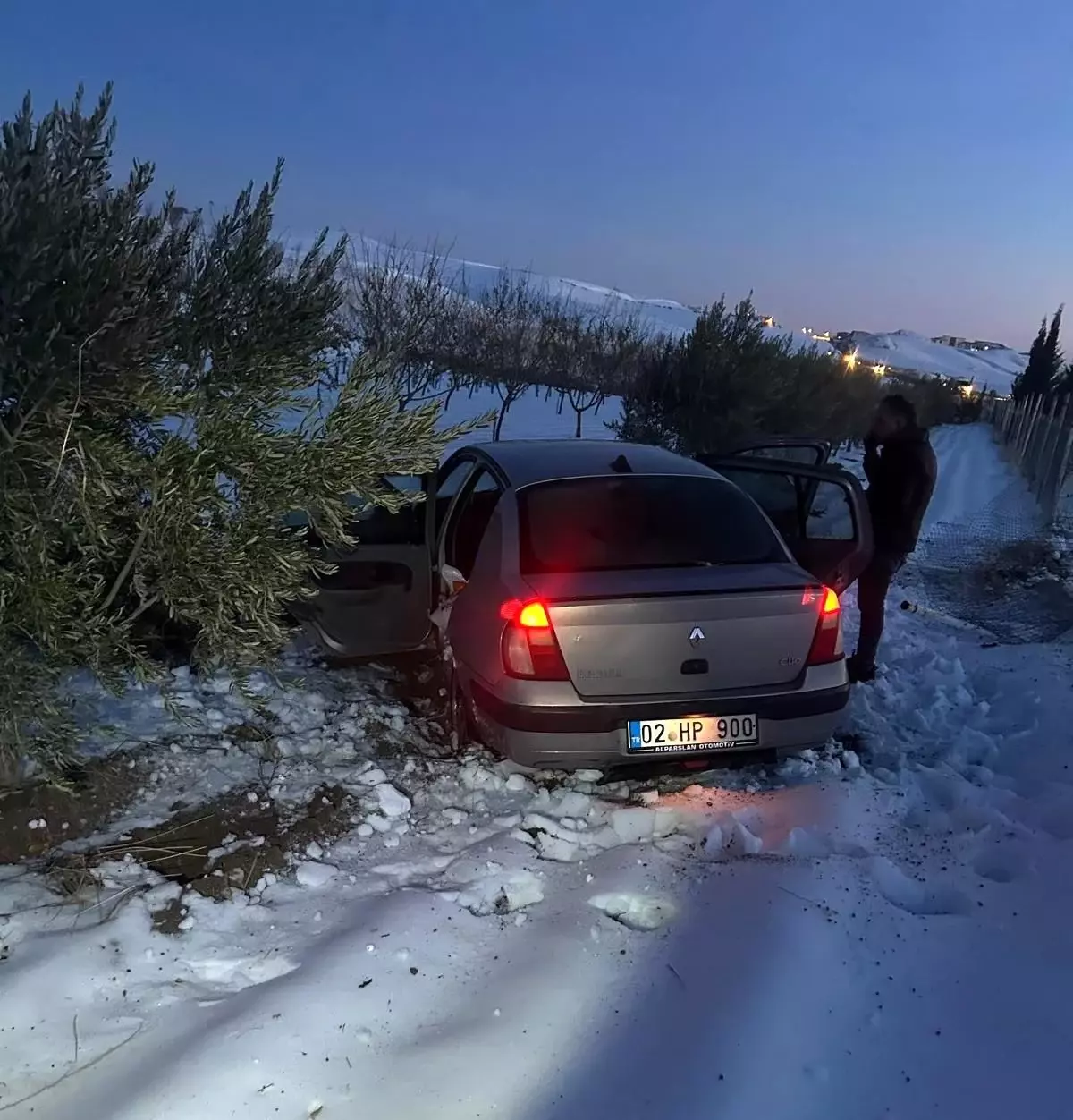 Adıyaman\'da Kaza: 2 Yaralı