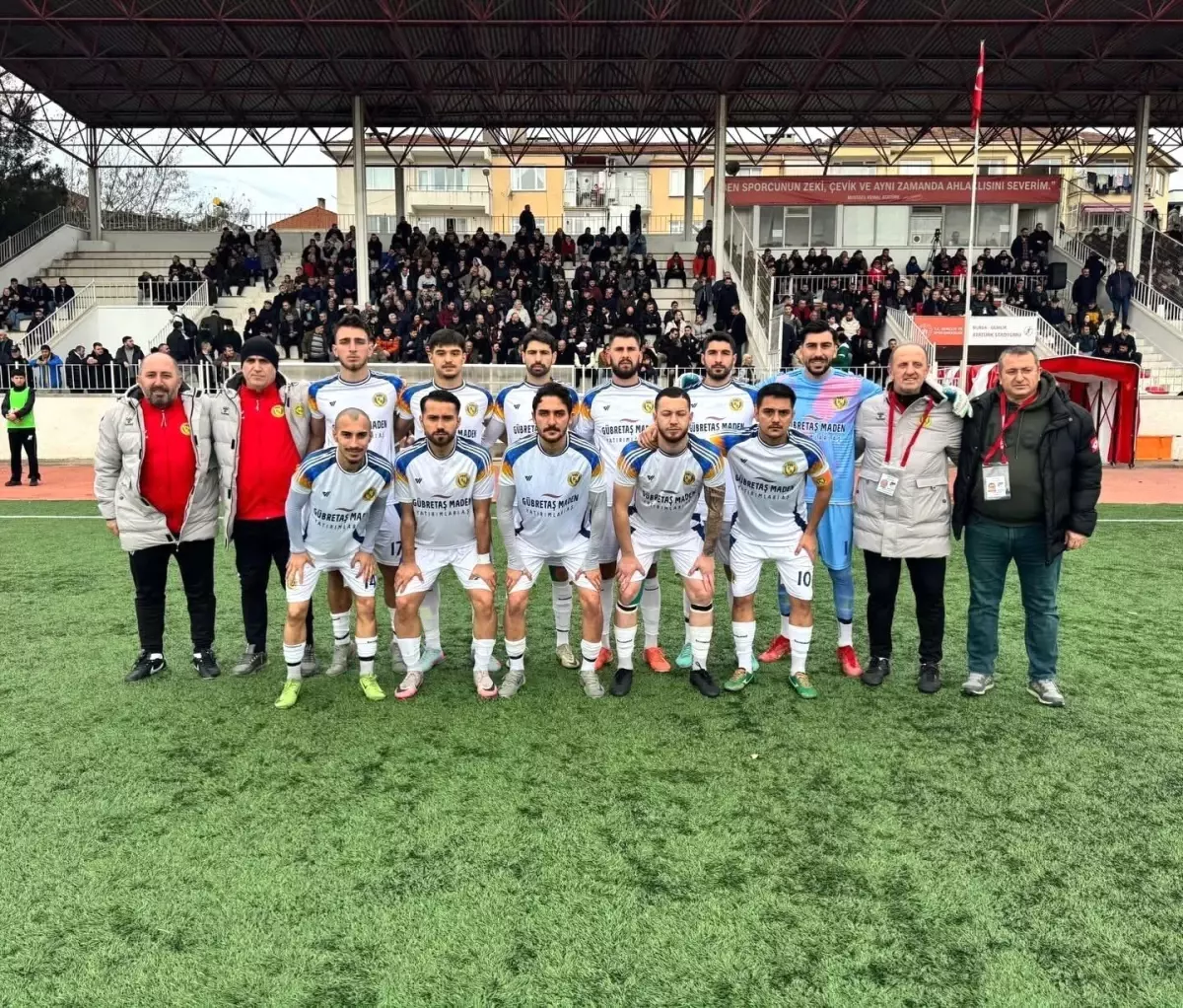 Söğütspor zorlu deplasmandan puanla dönmesi bildi