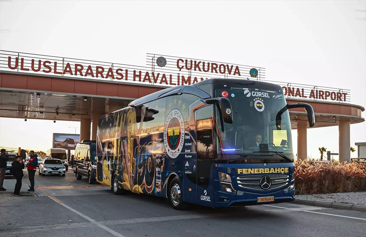 Fenerbahçe ve Samsunspor Adana\'ya Geldi