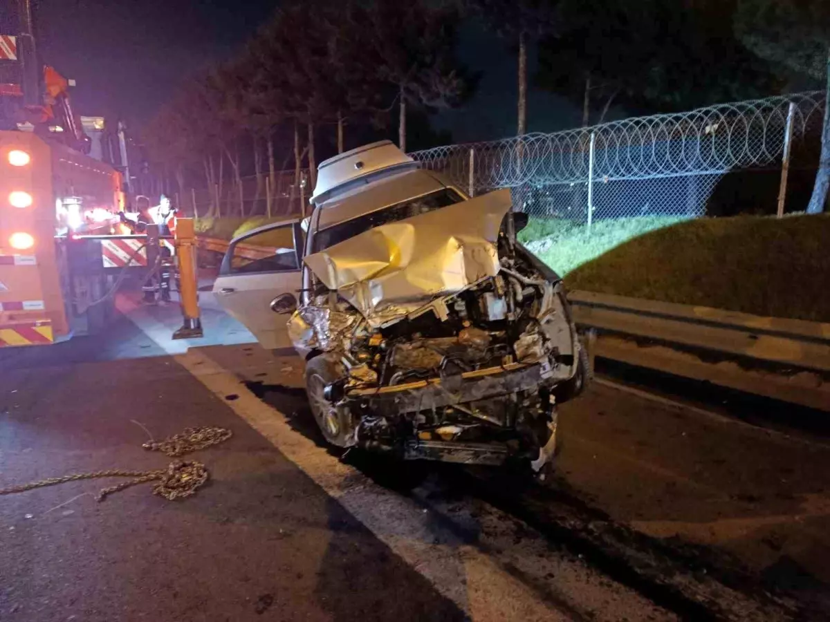 TEM Otoyolu\'nda Kaza: 2 Yaralı