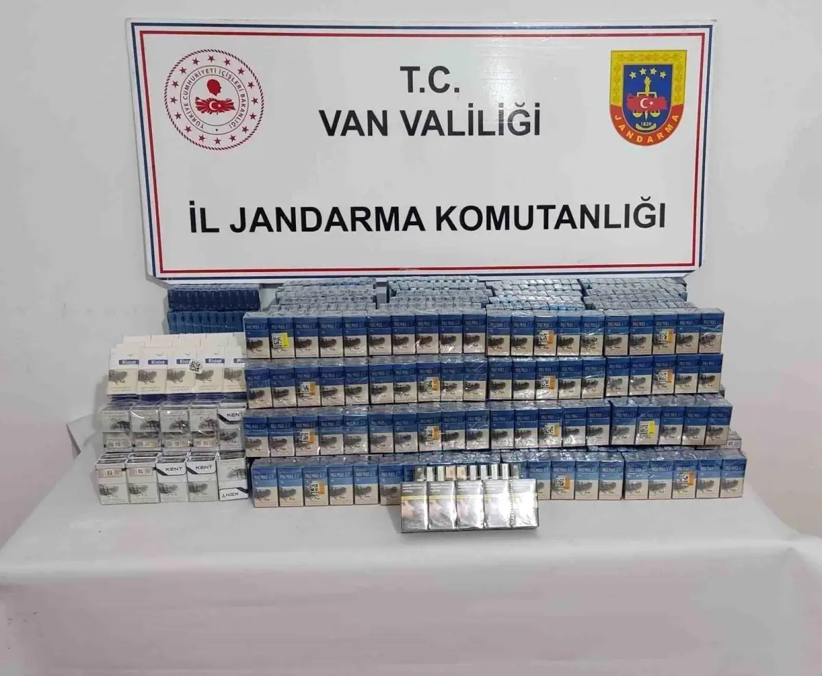Muradiye\'de Kaçak Sigara Operasyonu