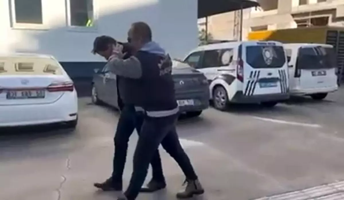 İskenderun\'da Aranan Şahıs Tutuklandı