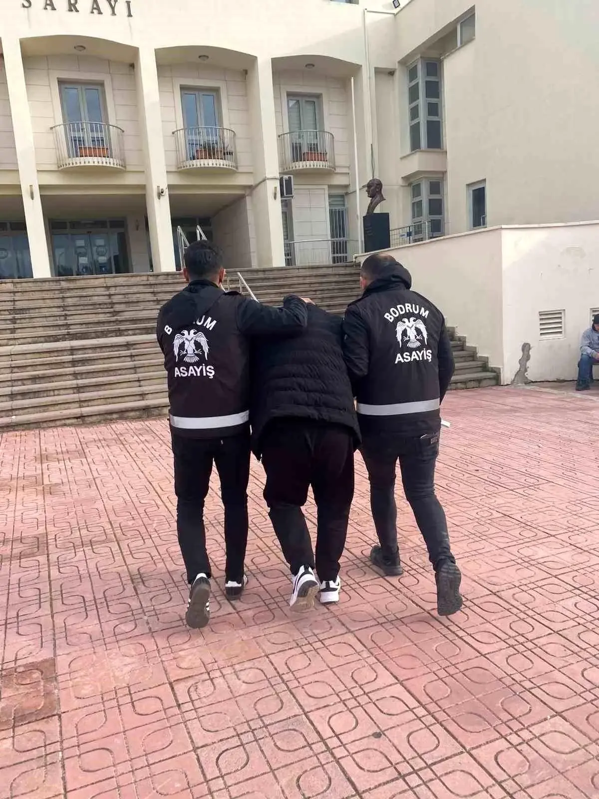 Firari Hükümlü Bodrum\'da Yakalandı