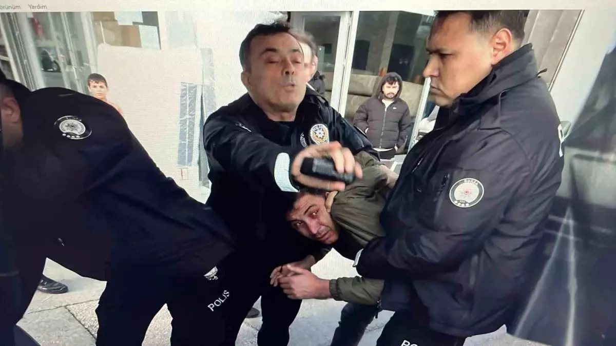 Büyükşehir Belediye Başkanı Bozbey\'e saldırmak isteyen kişi eski CHP üyesi