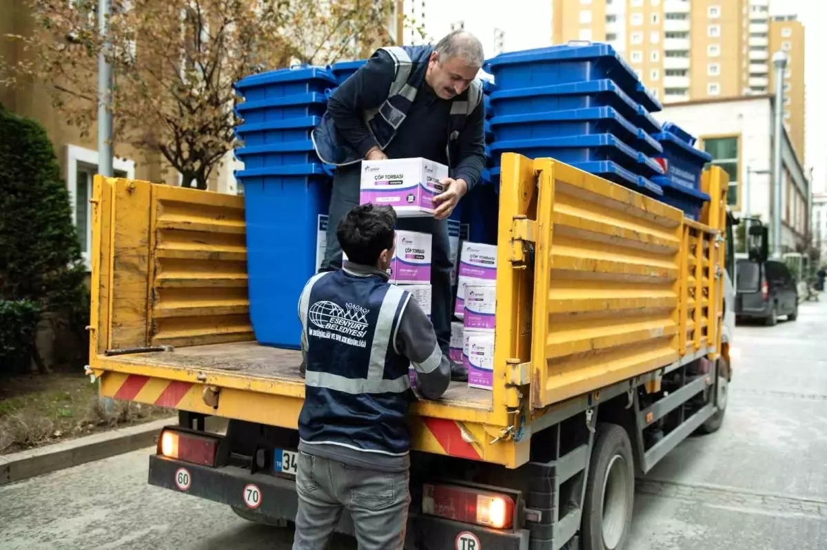 Esenyurt Belediyesi geri dönüşüm çalışmalarını Solarkent Sitesi\'ne taşıdı