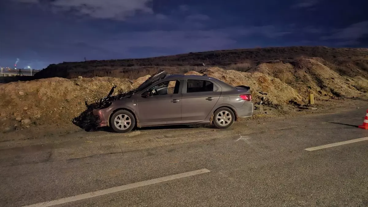 Futbolcu Eray Akyol\'un Cenazesi Defnedildi