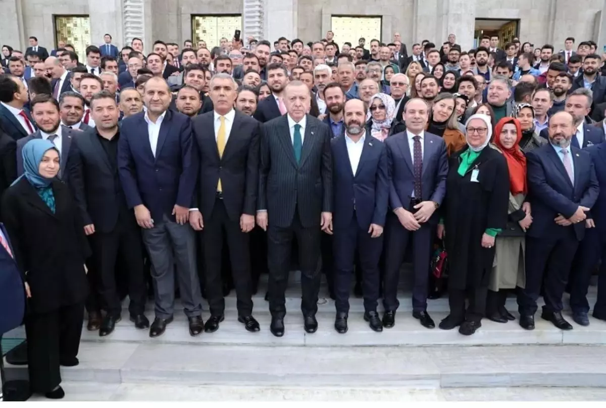 Gündüz: "Türkiye, sizin alkışladığınız Batı\'dan icazet alarak değil; kendi iradesiyle, kendi gücüyle, kendi aklıyla yol yürür"