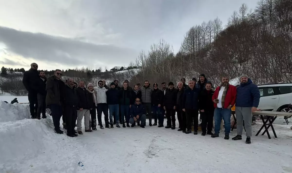 Kış Pikniği: Posof\'ta Kar Eğlencesi