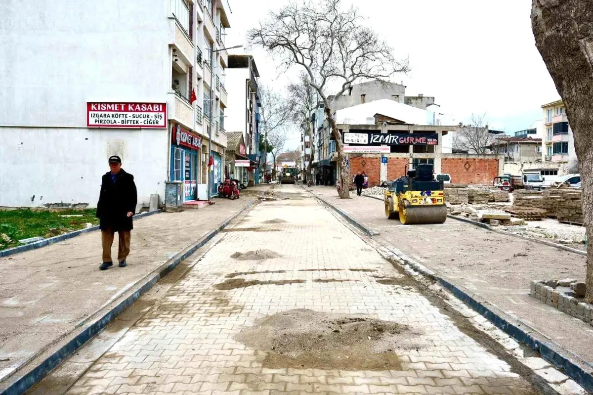 Karabiga\'ya Prestij Sokak ve Güvenli Kaldırımlar Yakışır