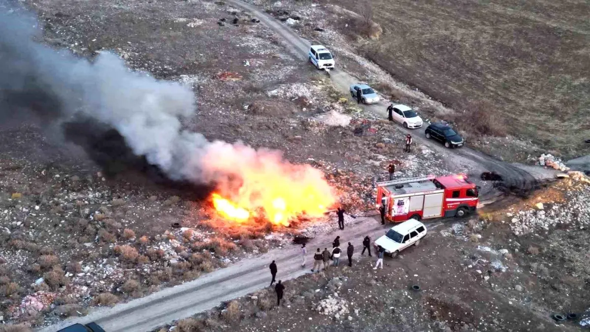 Karaman\'da Atık Yangını Kontrol Altına Alındı