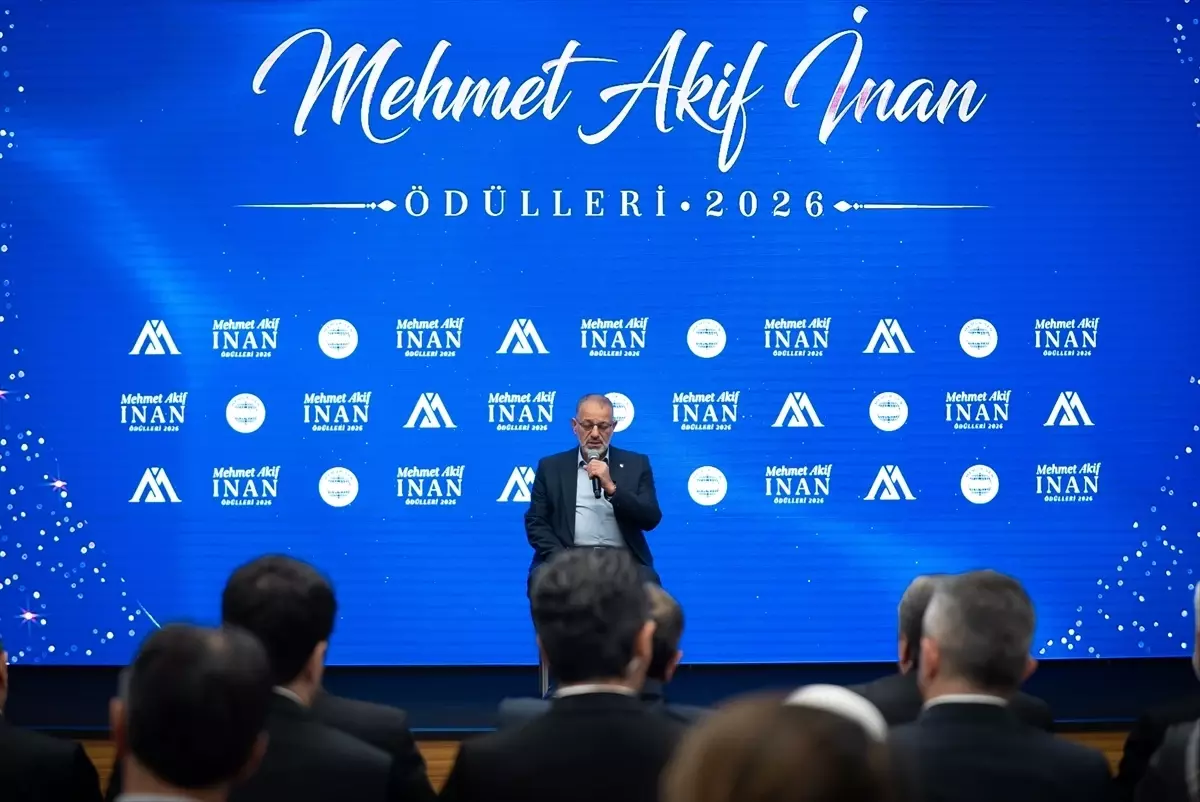 "Mehmet Akif İnan Ödülleri" sahiplerini buldu