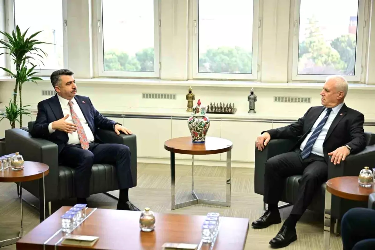 Oktay Yılmaz\'dan sert tepki: "Bu saldırı demokratik değerlere aykırıdır"