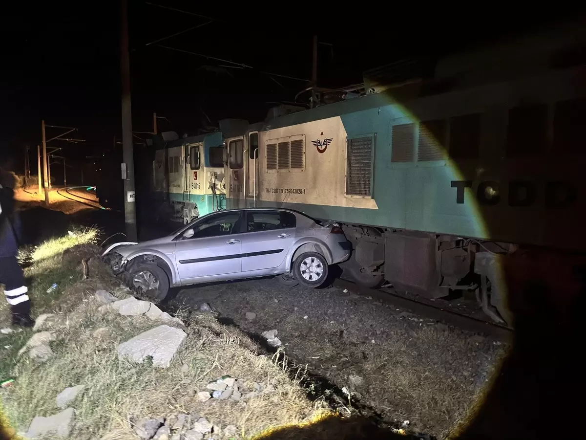 Osmaniye\'de Tren Kazası: 4 Yaralı