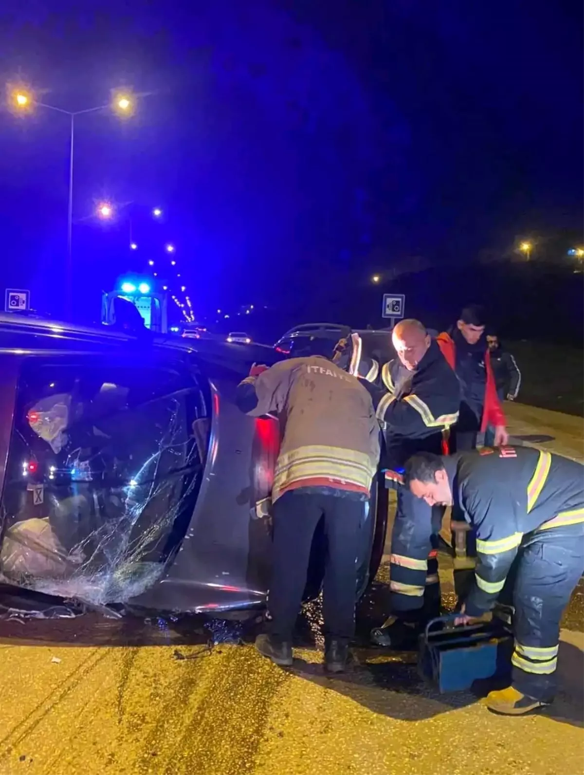 Hatay\'da otomobil vidanjöre çarptı