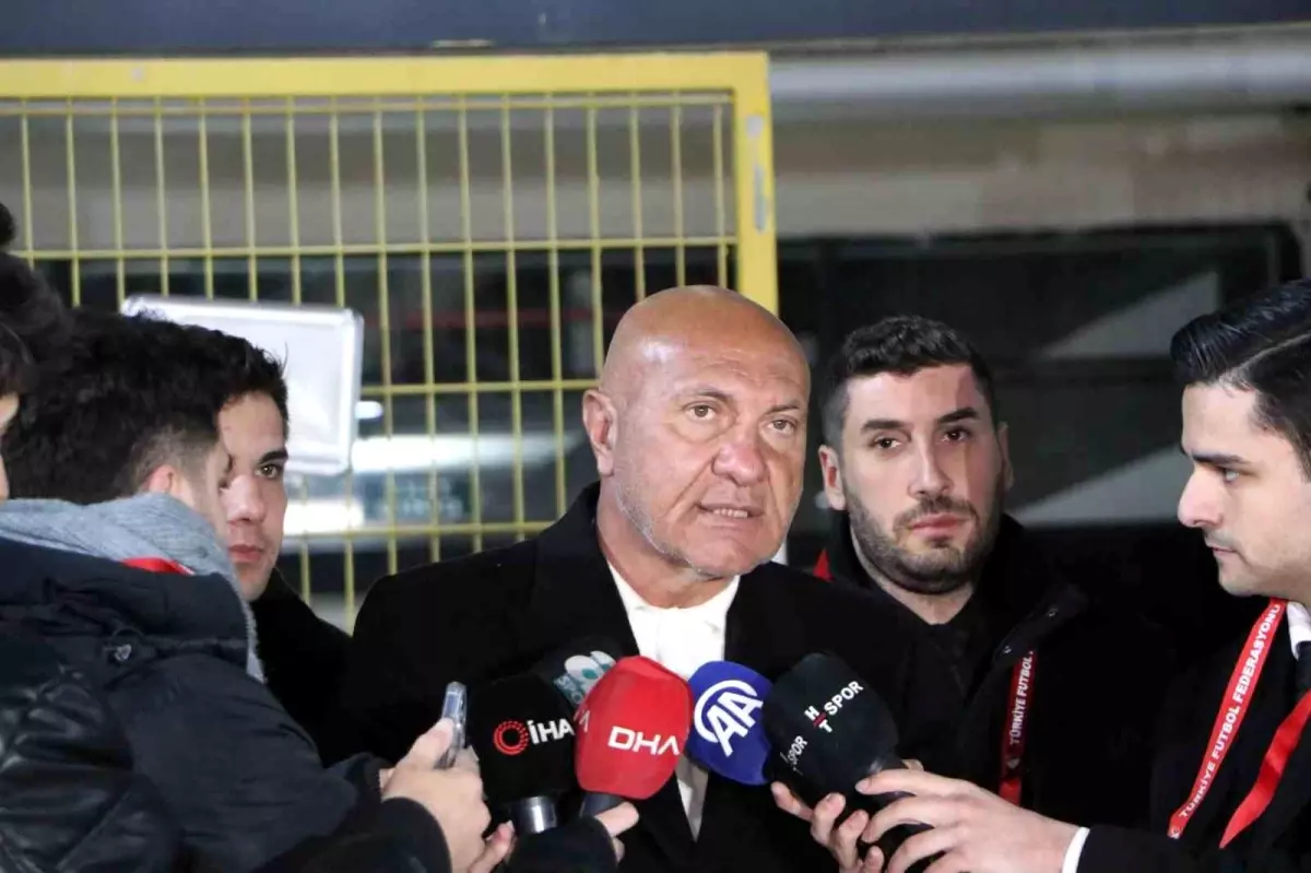 Samsunspor\'dan Fenerbahçe\'ye İrfan Can Transferi