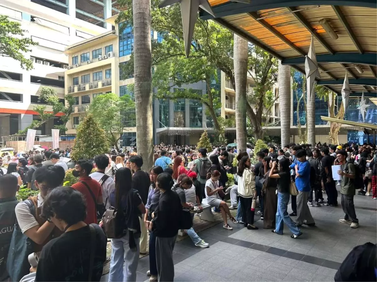 Filipinler\'de 6,7 Büyüklüğünde Deprem