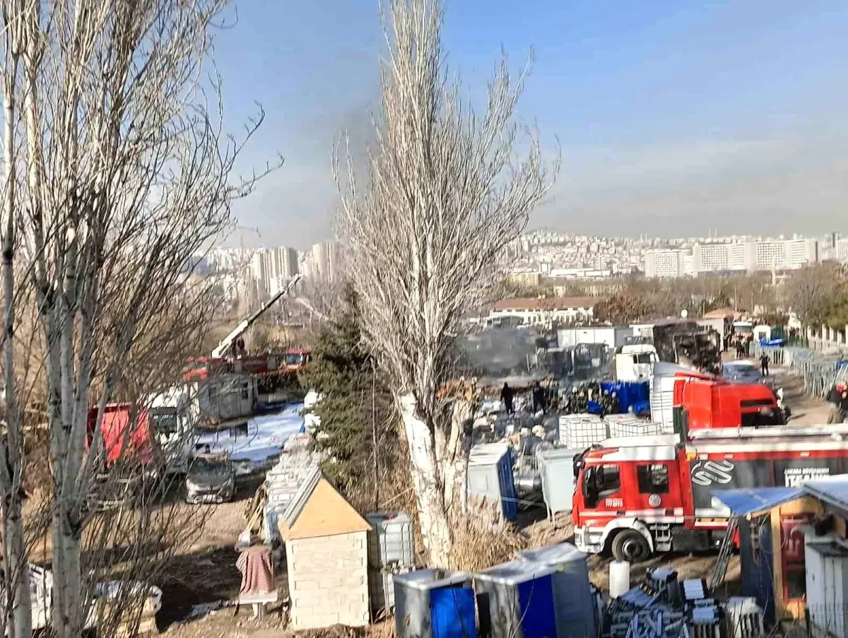 Ankara\'da Alkol Yüklü Tırlar Yangın Çıkardı