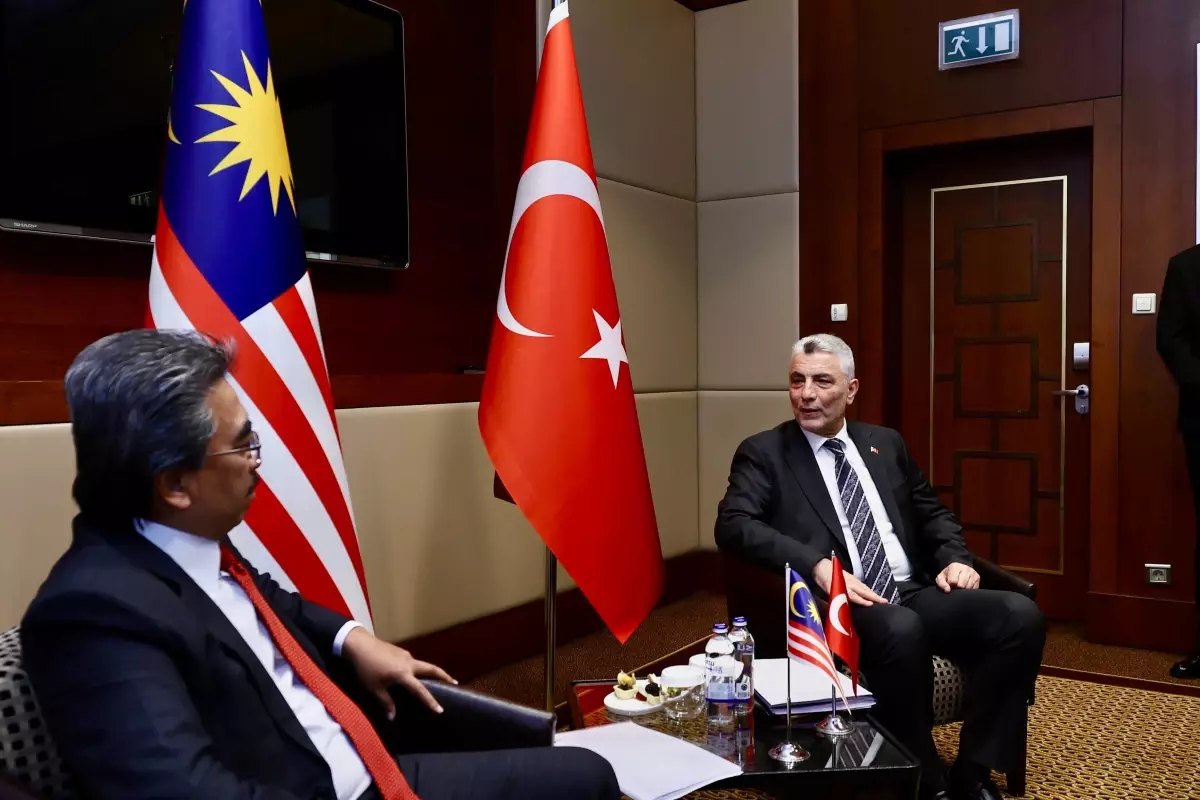 Türkiye ve Malezya\'dan Ticaret Hedefi