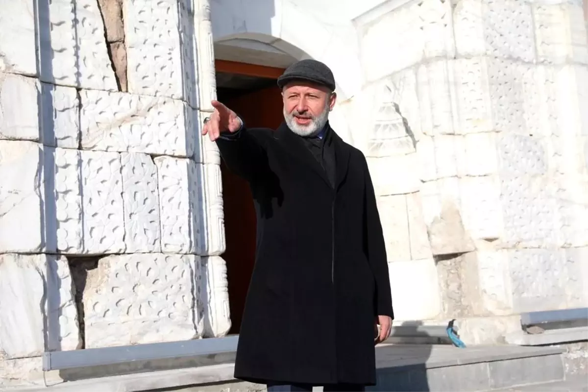 Başkan Çolakbayrakdar: "Ödüllü tarih projelerimiz, Kayseri\'nin ilk medresesiyle tanışacak"