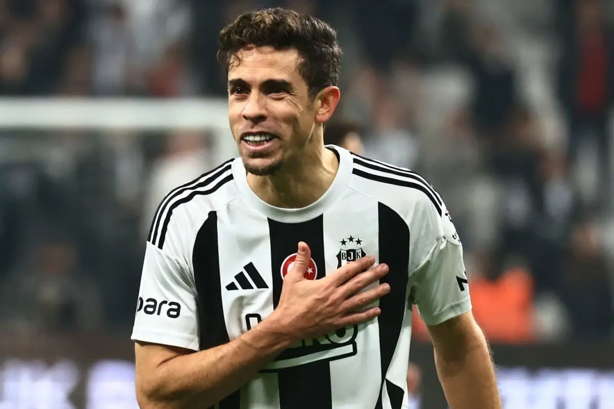 Beşiktaş\'tan ayrılan Paulista\'nın yeni adresi belli oldu