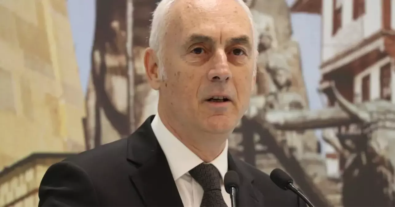 Bursa\'da Başkan Bozbey\'e Darp Girişimi