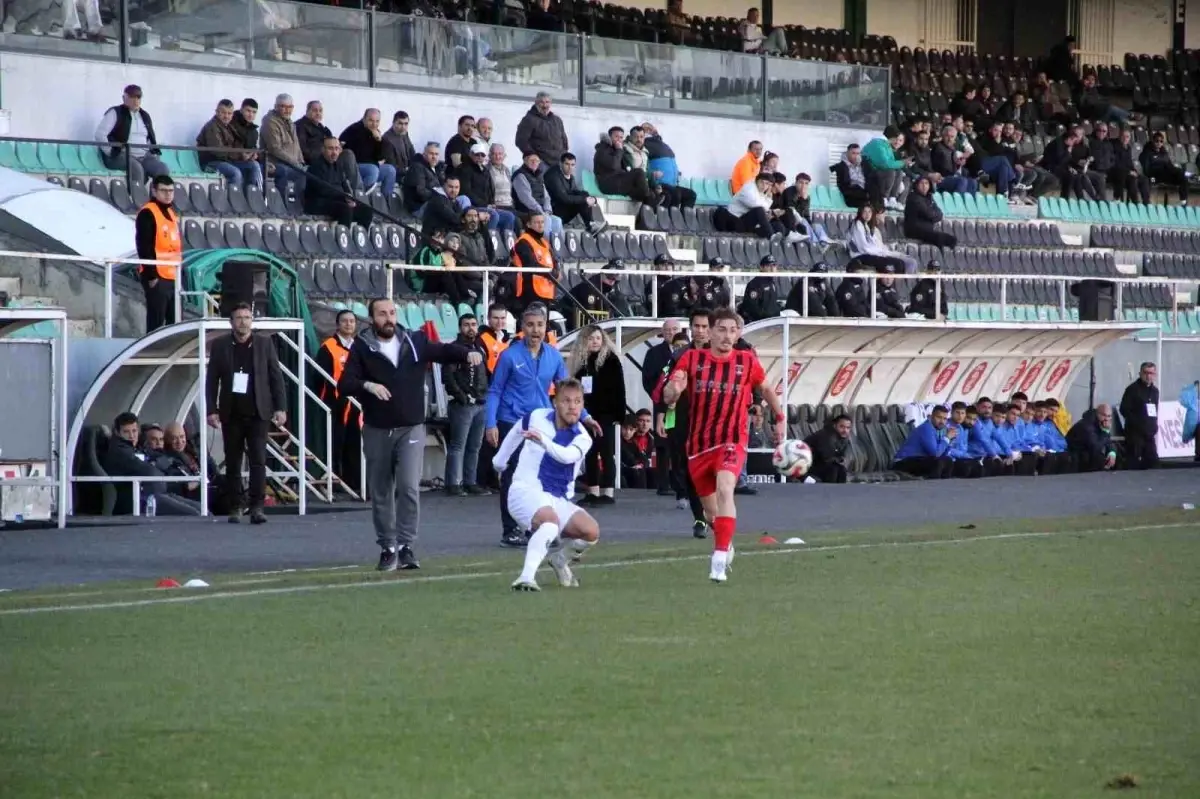 Özcan Sert Denizli İdman Yurdu\'ndan Ayrıldı