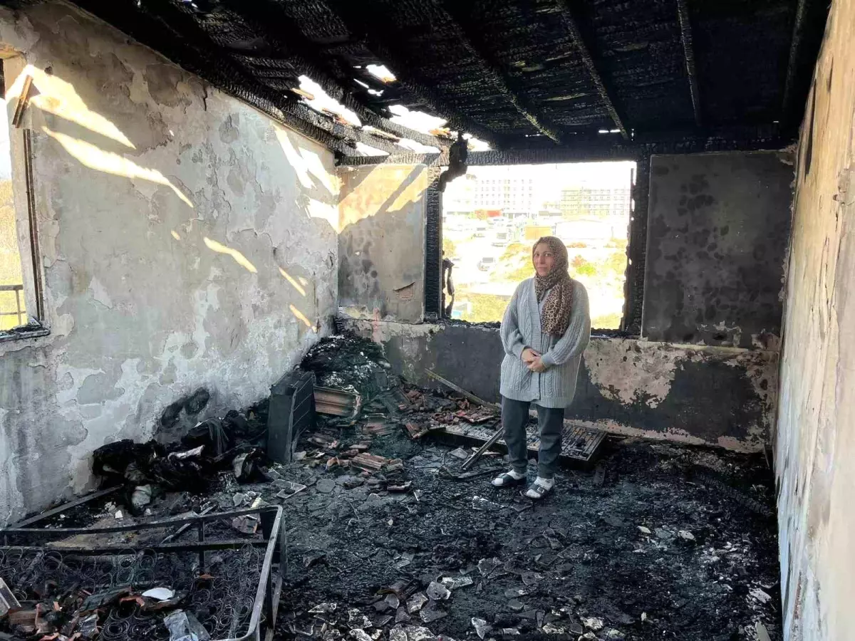 Depremzedeye Bir Darbe Daha: Evi Yandı