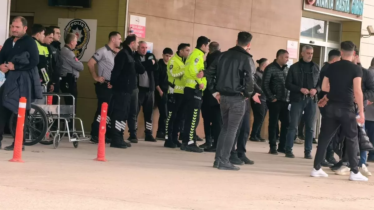 Kavgada Yerde Kalan Genç Beyin Kanaması Geçirdi