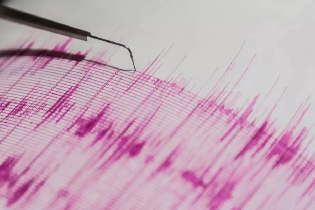 Filipinler\'de 6,4 büyüklüğünde deprem