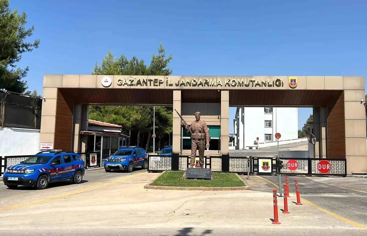 Gaziantep\'te Jandarma 118 Şüpheliyi Tutukladı