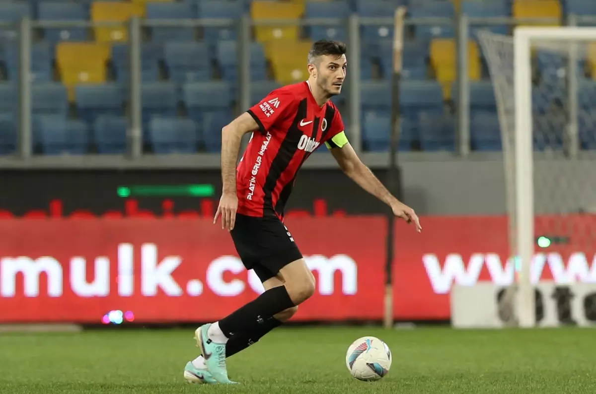 Sinan Osmanoğlu ile Gençlerbirliği Yol Ayırdı