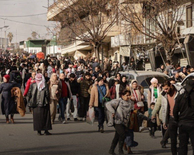 Görüntü Türkiye'nin yanı başından! Sivil halk 2 mahalleyi terk etmeye başladı Görüntü Türkiye'nin yanı başından! Sivil halk 2 mahalleyi terk etmeye başladı