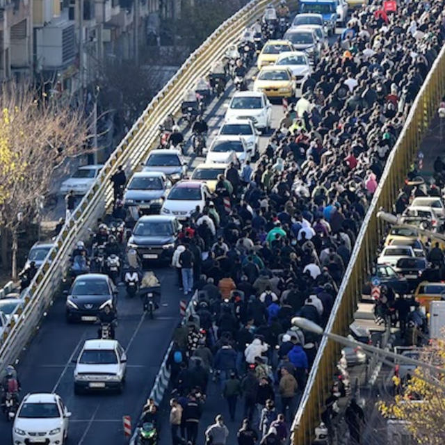 İç savaş kapıda! İran'daki protestolarda bilanço korkunç boyutlara ulaştı İç savaş kapıda! İran'daki protestolarda bilanço korkunç boyutlara ulaştı