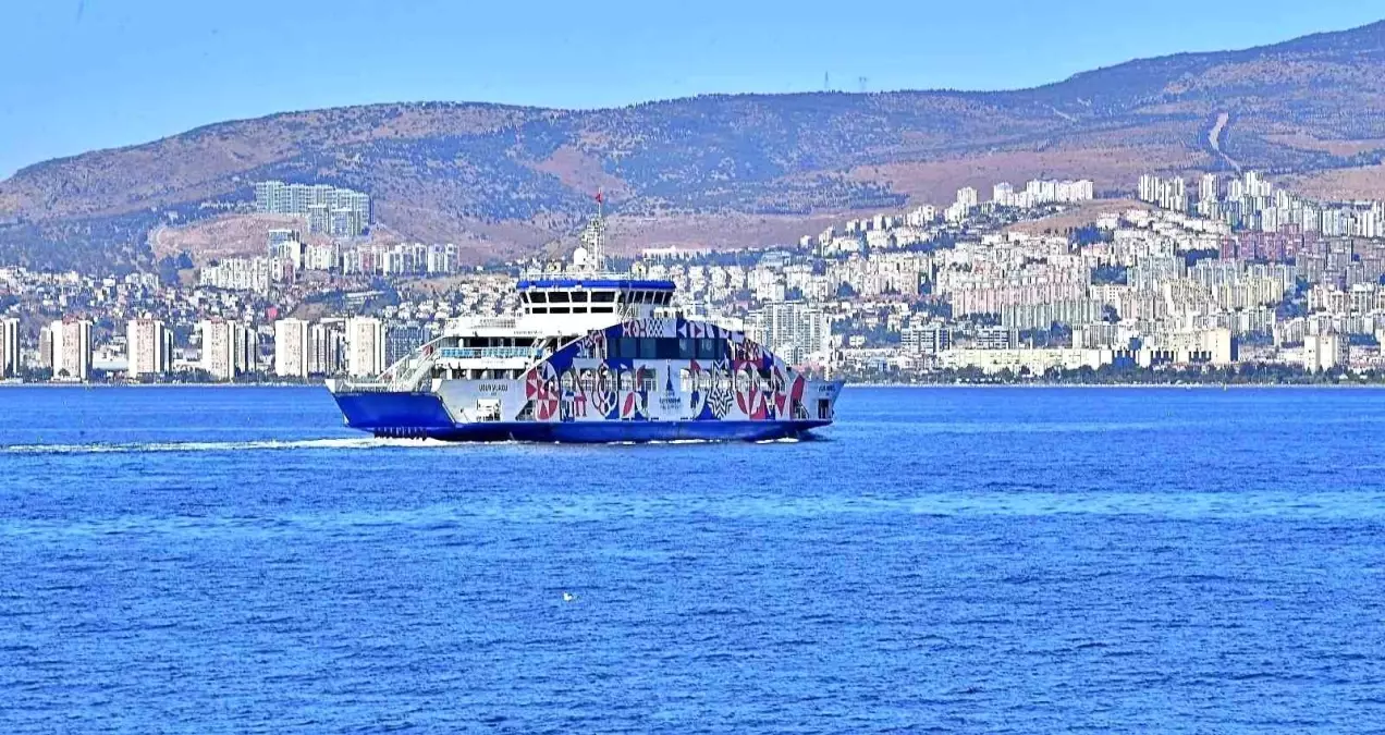 İzmir\'de Vapur Seferleri İptal