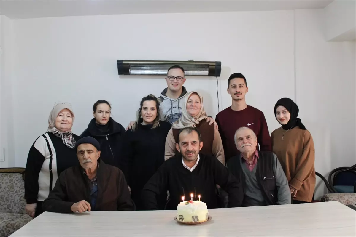 Beyaz Baston Haftası\'nda Görme Engelliler Derneği Ziyareti