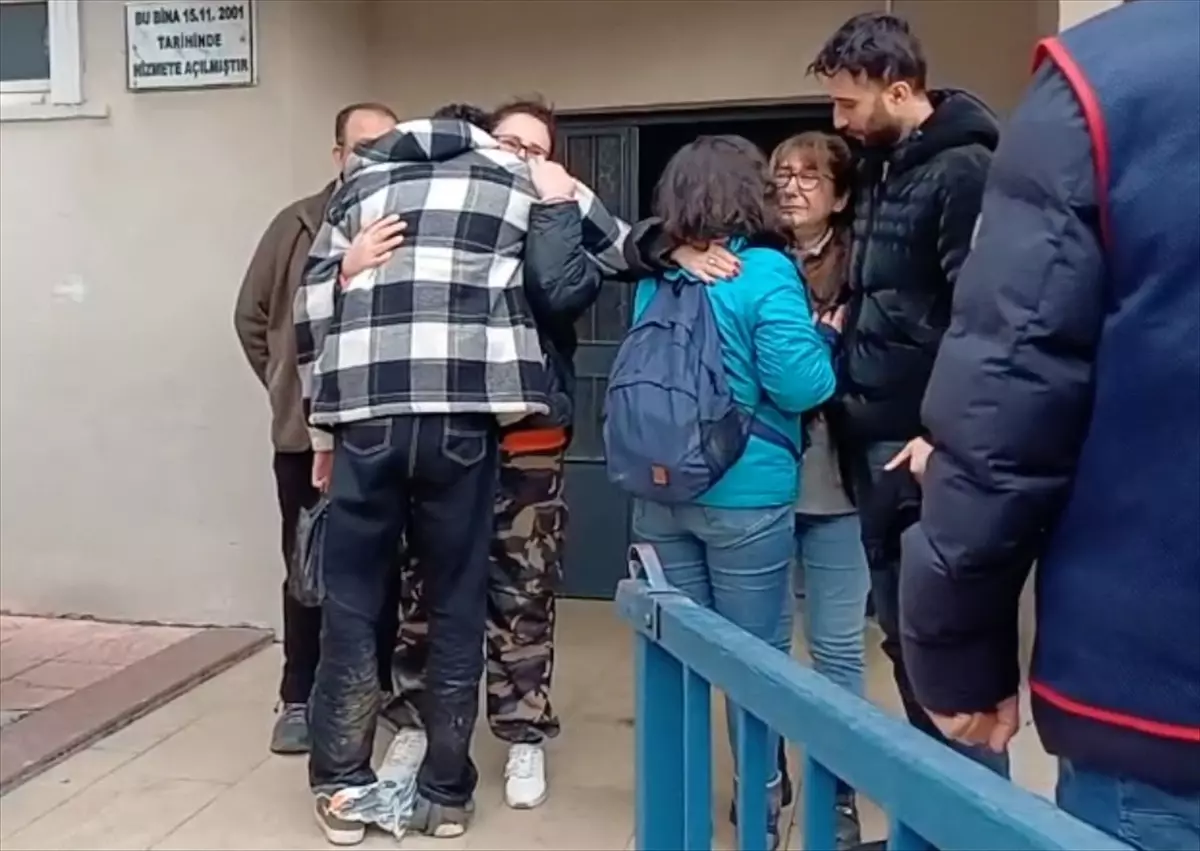 Kazdağları\'nda kaybolan 3 kişi 12 saatte bulundu