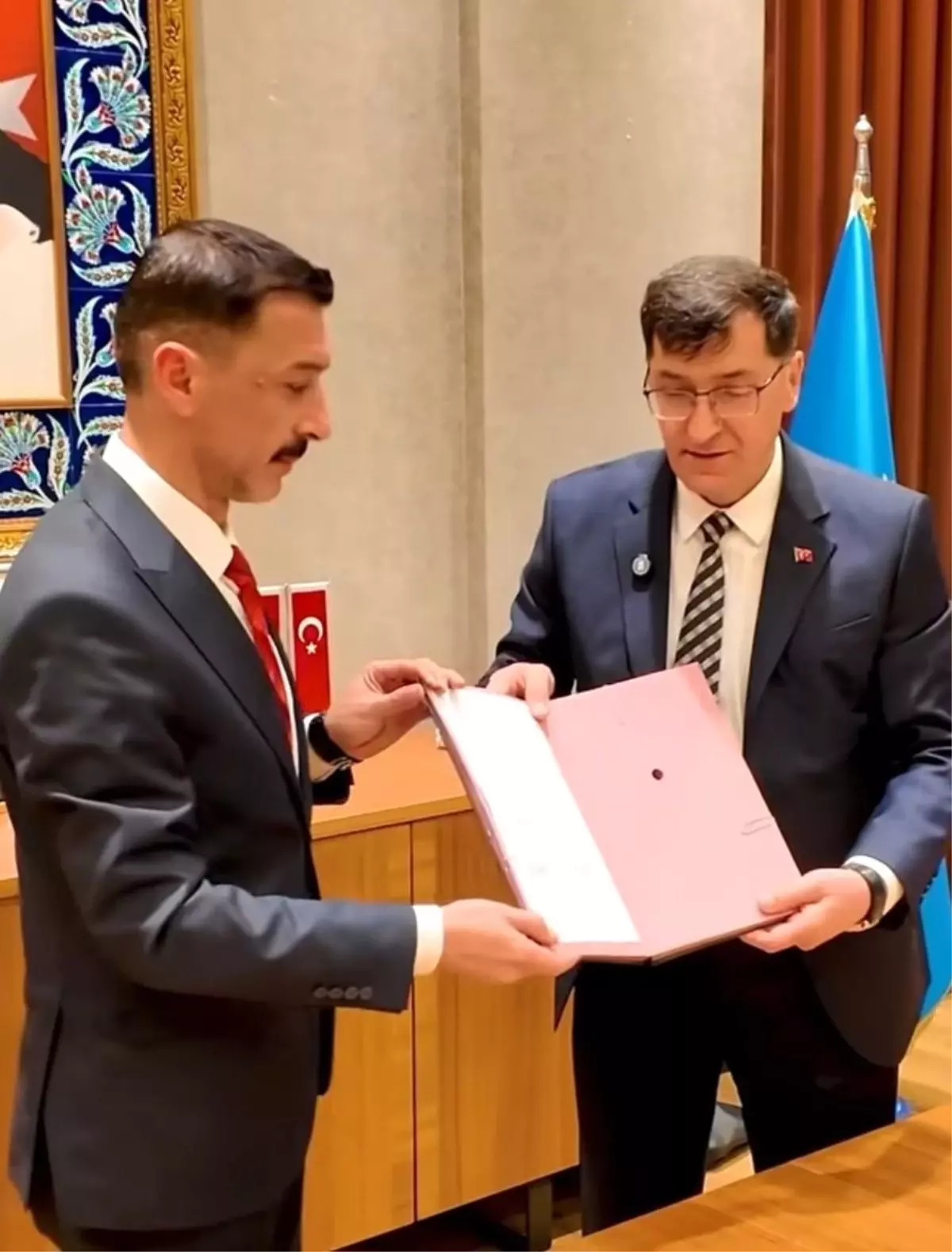 Kütahya Belediyesi\'nde sosyal denge sözleşmesi en üst limitten imzalandı